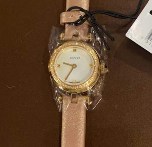 Gucci YA1519